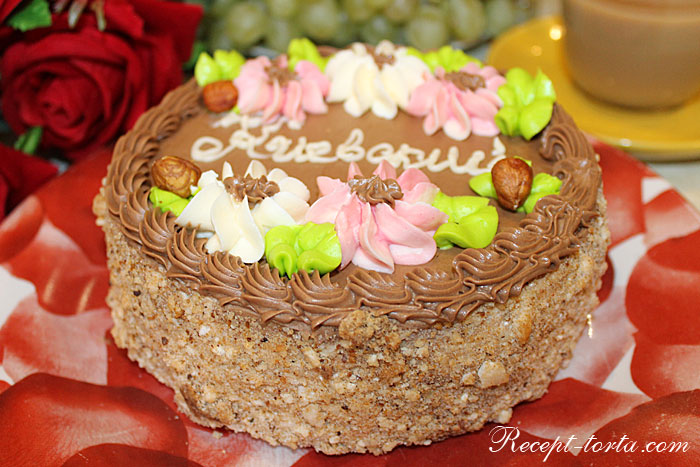 Итоговое фото домашнего торта Киевский