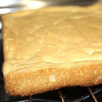 Остужаем бисквит на рисовой муке - фото